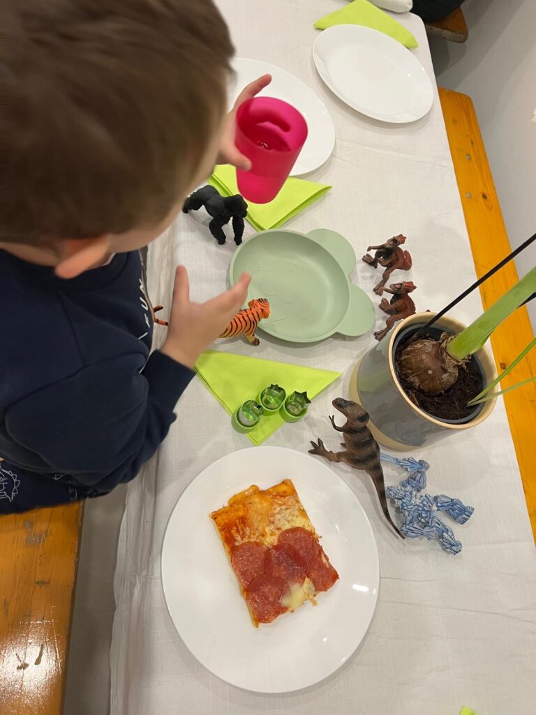 Marvin beim Essen